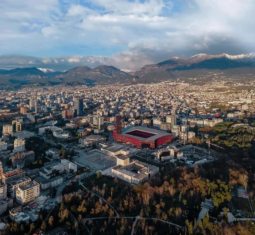 D&E Apartaments Tirana Apartment